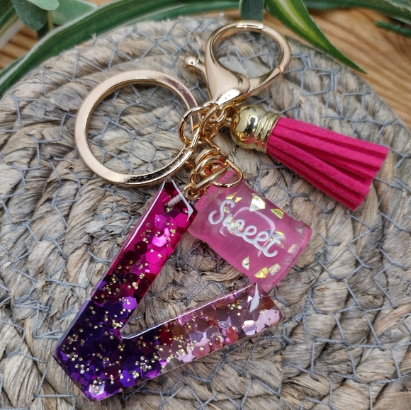 SELOVO Initial  " V" Keychain Purple Letter Alphabet Sweet Bag Charm Key Chain . - Picture 7 of 9